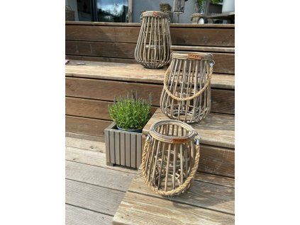 Große Rattan-Laterne